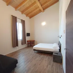 Alloggio in famiglia Casa Nel Borgo Di Capraia
